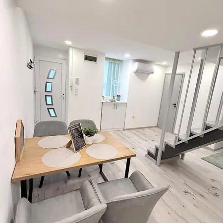 Apartamento Hársfa Heaven